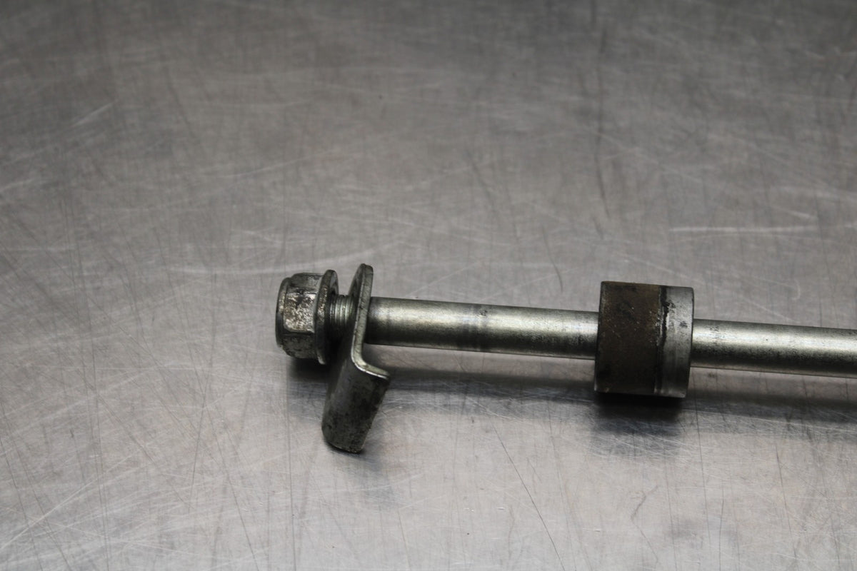 08 HONDA CBR125R REAR AXLE BACK WHEEL RIM PIVOT BOLT AXEL BB839