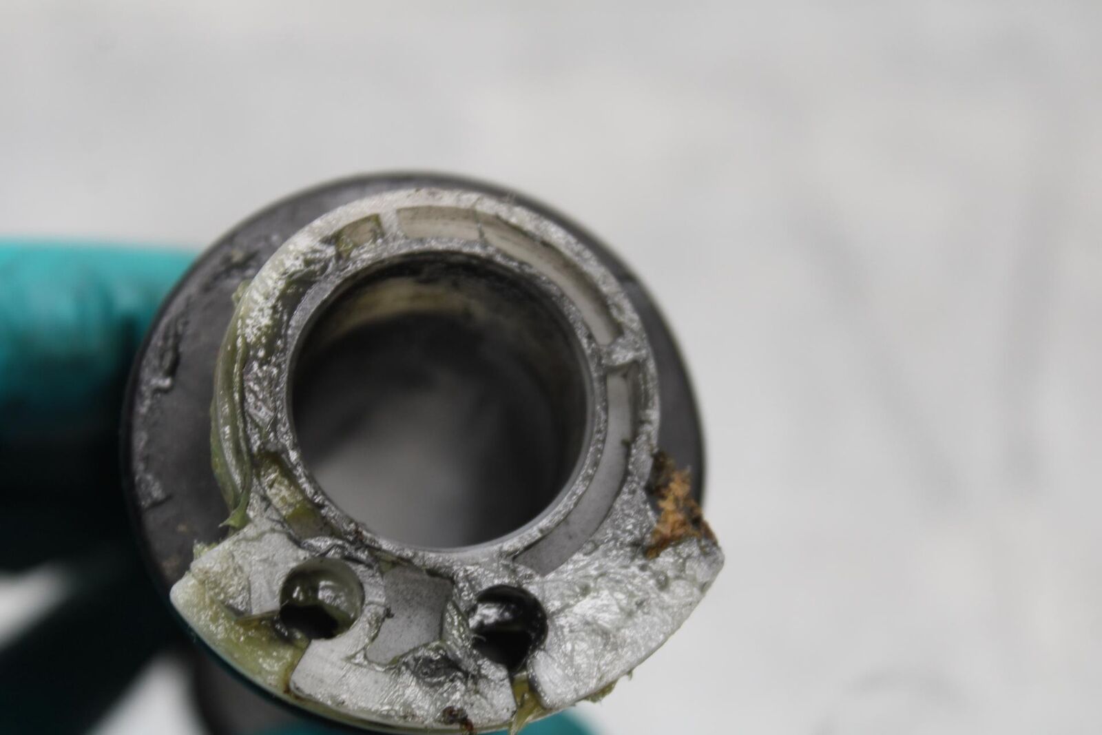 1999 Suzuki GSXR600 RIGHT THROTTLE GRIP 57110-46E02 BB580
