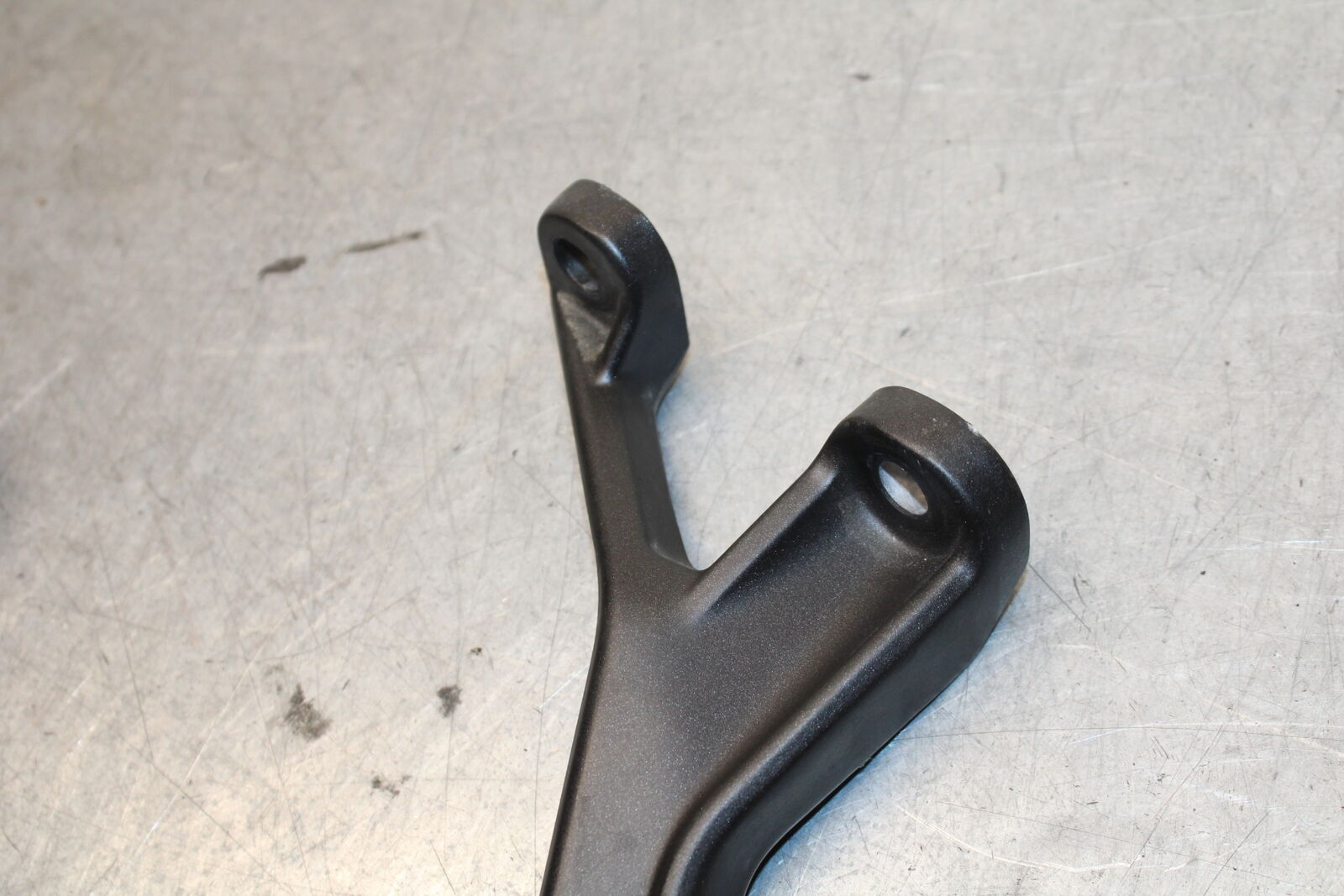 18-23 KAWASAKI NINJA 400 REAR BACK PASSENGER PEG SET PAIR  BB660