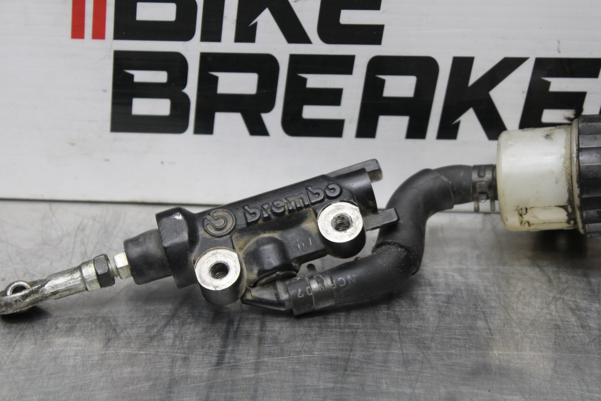 07-08 YAMAHA YZF R1 REAR BACK BRAKE MASTER CYLINDER W RESERVOIR BB771