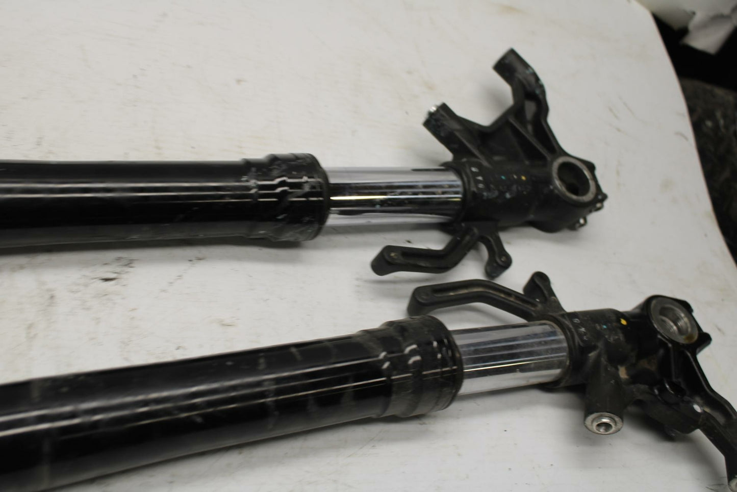 13-18 KAWASAKI NINJA ZX6R FRONT FORKS SHOCK SUSPENSION SET PAIR FOR PARTS  BB353