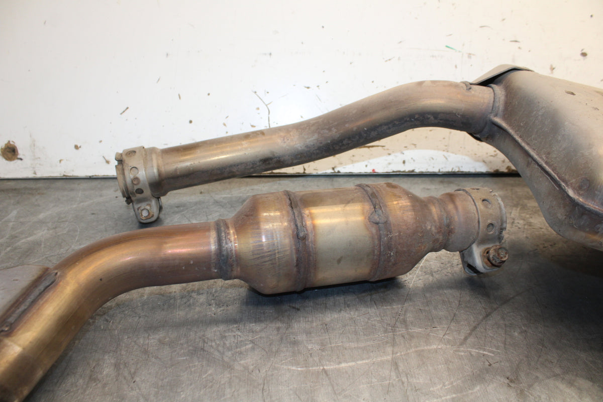 07-09 YAMAHA FZ6 EXHAUST PIPE MUFFLER SLIP ON CAN SILENCER 5VX-14710-01-00 BB713