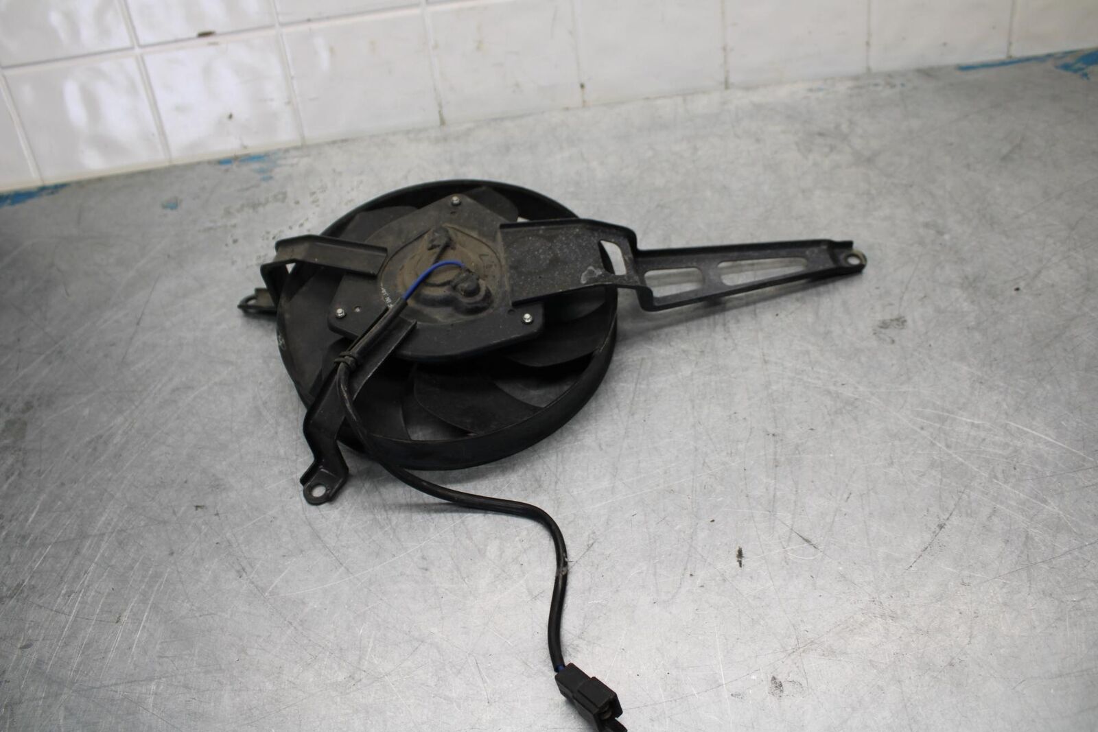 06-07 KAWASAKI NINJA ZX14R ENGINE RADIATOR COOLING FAN BB433