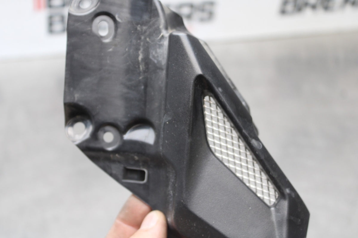 12 TRIUMPH STREET TRIPLE R RIGHT FRAME SIDE COVER COWL PANEL TRIM BB914
