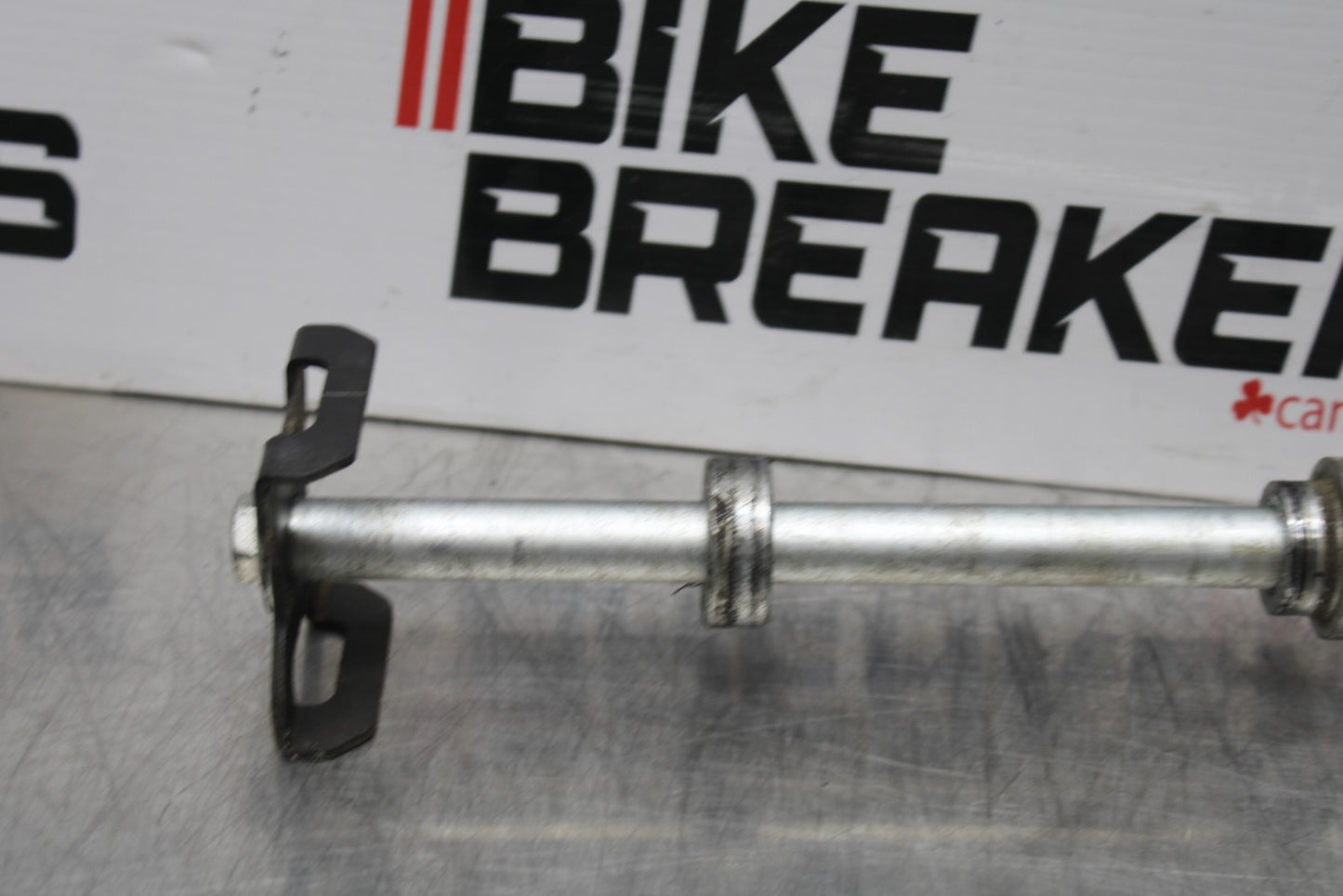 13-17 KAWASAKI NINJA 300 EX300 ABS REAR AXLE BACK WHEEL RIM BOLT AXEL BB187