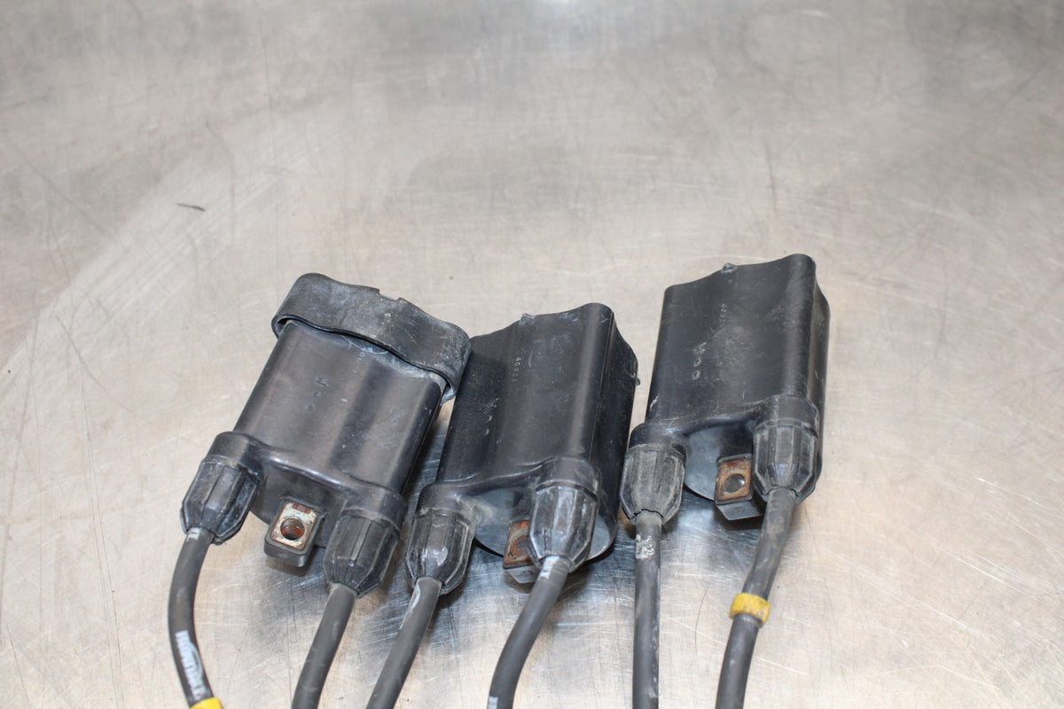 05 TRIUMPH ROCKET III IGNITION COILS BB186