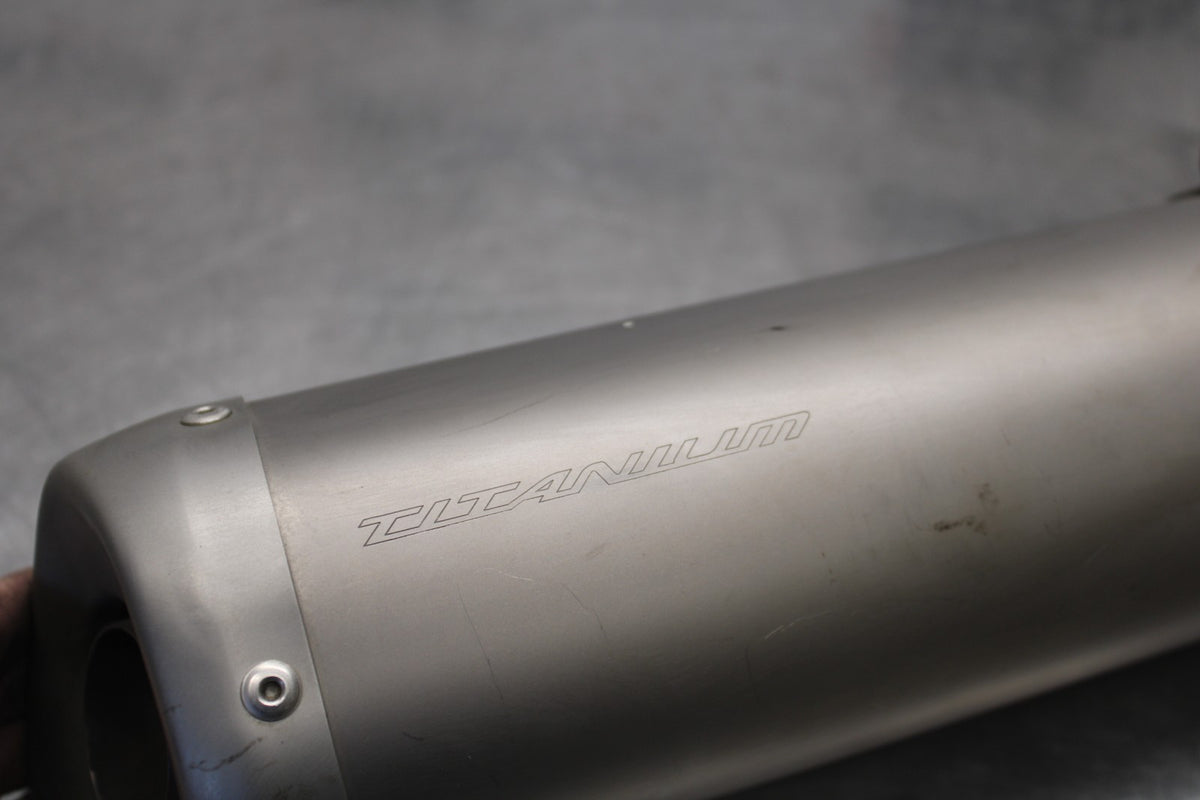 08-16 YAMAHA YZF R6 TITANIUM EXHAUST PIPE MUFFLER SLIP ON CAN SILENCER BB929