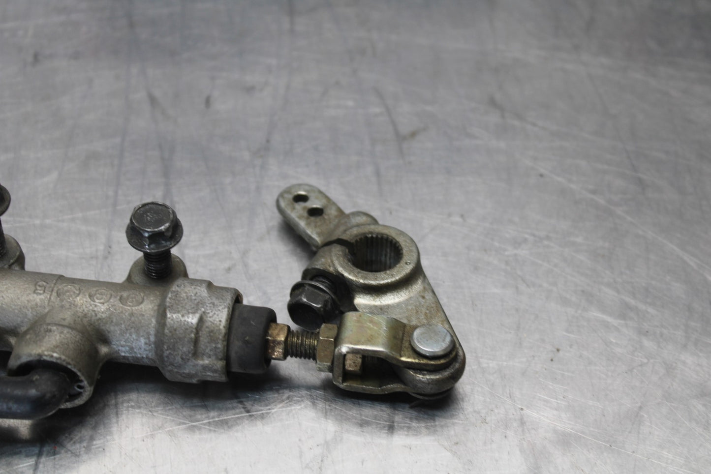 03-08 KAWASAKI VULCAN 1600 REAR BACK BRAKE MASTER CYLINDER W RESERVOIR BB196