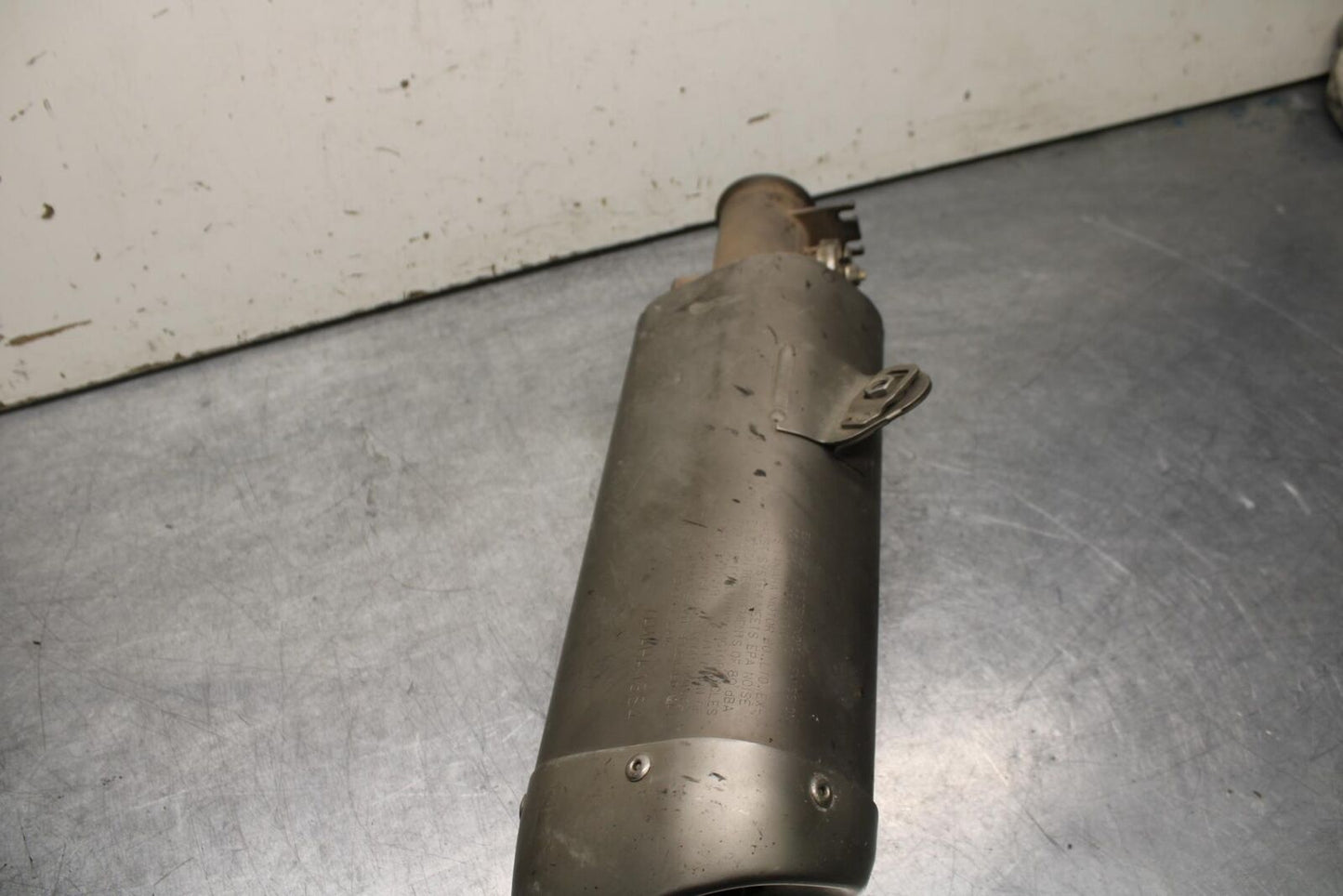 08-16 YAMAHA YZF R6 EXHAUST PIPE MUFFLER SLIP ON CAN SILENCER BB636