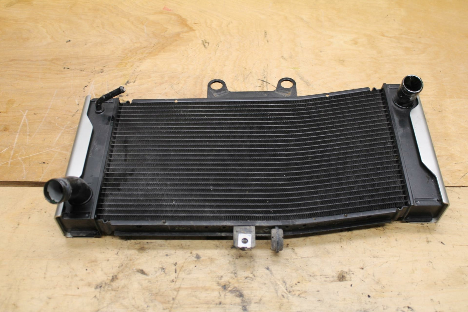 07-12 SUZUKI BANDIT 650S ENGINE RADIATOR MOTOR COOLER COOLING RADIATER BB328