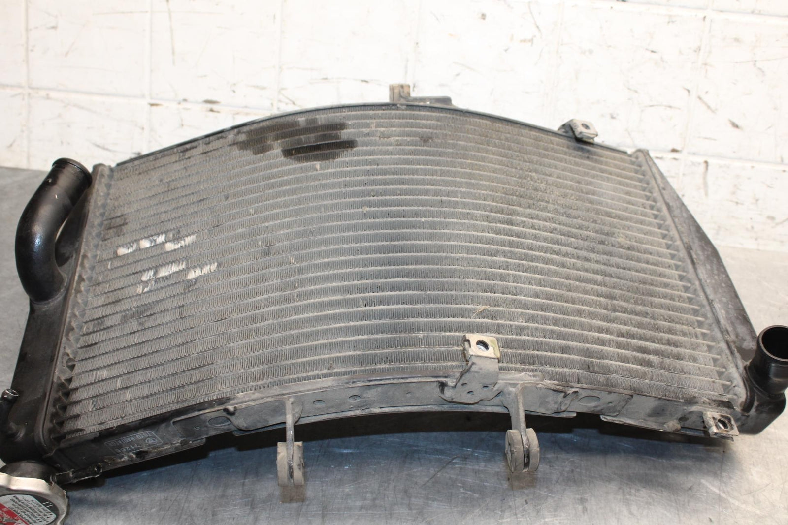 2005 Honda CBR600RR ENGINE RADIATOR MOTOR COOLING RADIATER 19010-MEE-D01 BB564
