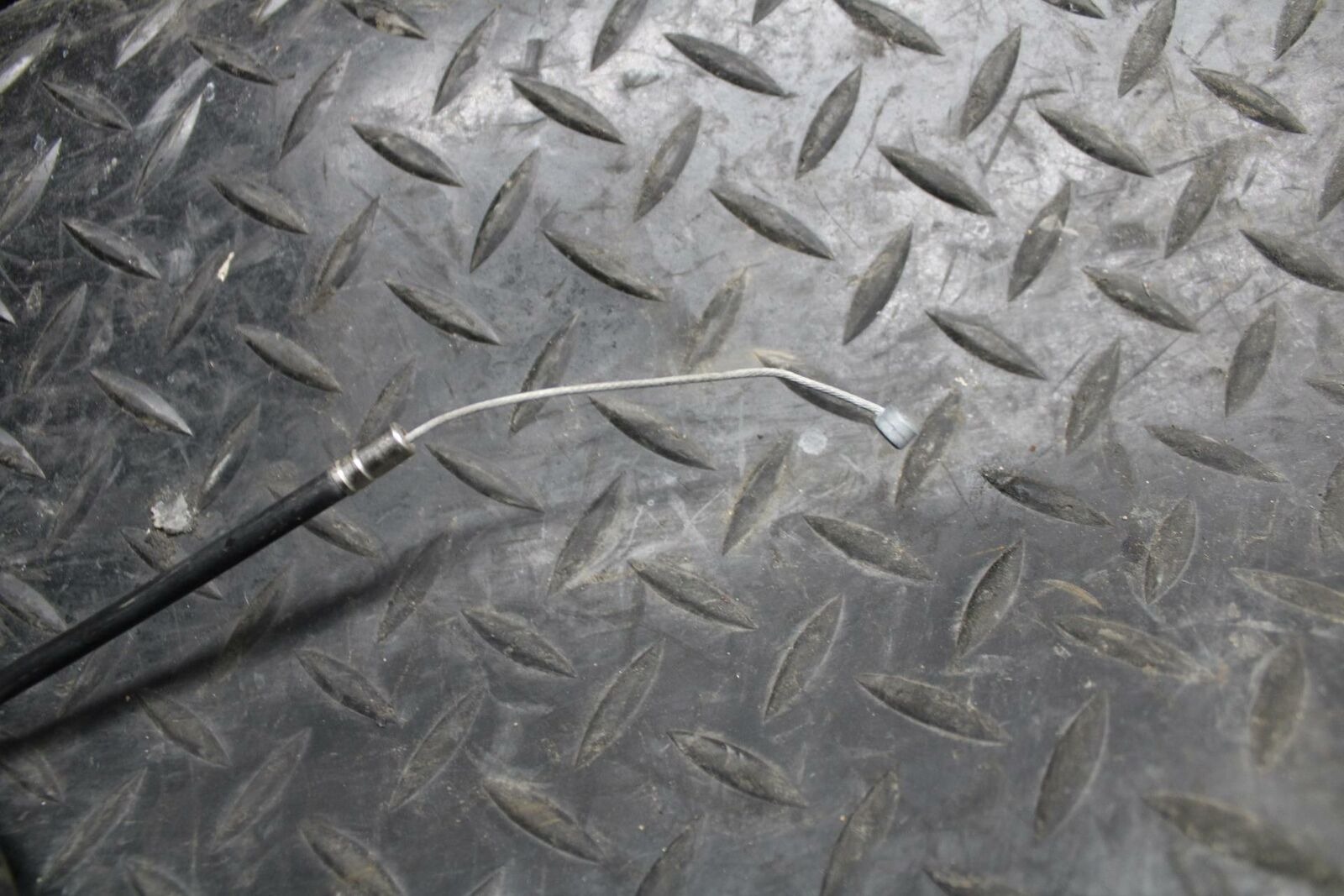 84-85 YAMAHA VIRAGO 1000 CHOKE CABLE LINE BB173