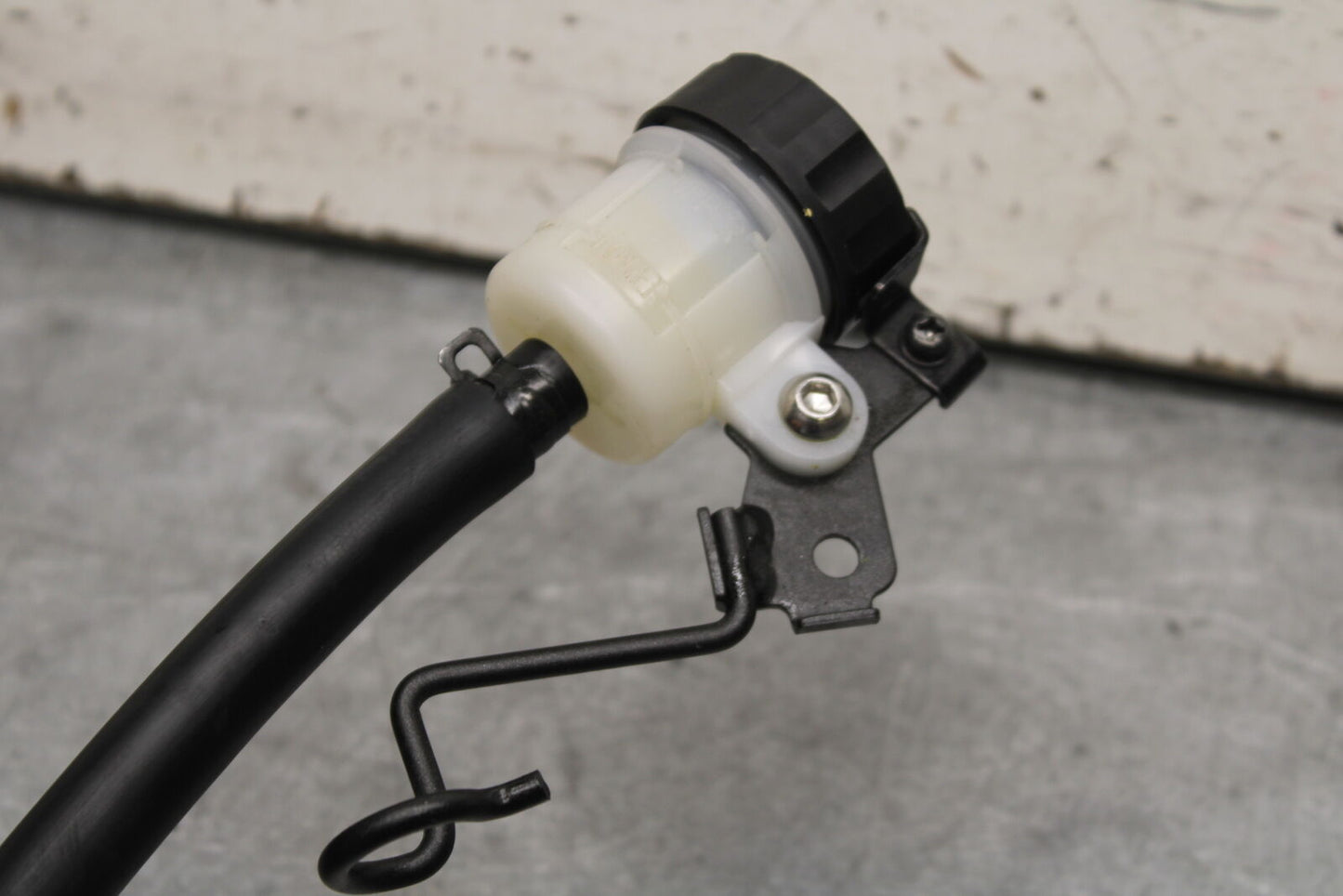 18-23 KAWASAKI NINJA 400 REAR BACK BRAKE MASTER CYLINDER W RESERVOIR BB660