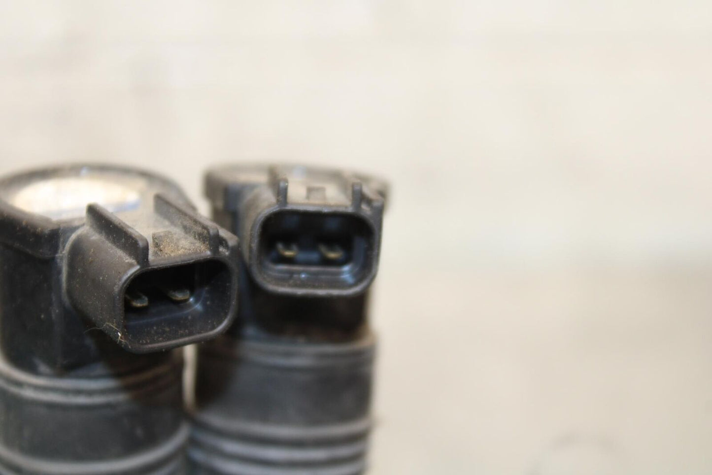 2014 Kawasaki Ninja 650 EX650E IGNITION COILS SPARK PLUG CAPS 21171-0028 BB569