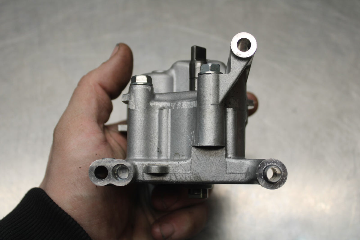 08-09 HONDA CBR1000RR ENGINE MOTOR OIL PUMP BB128