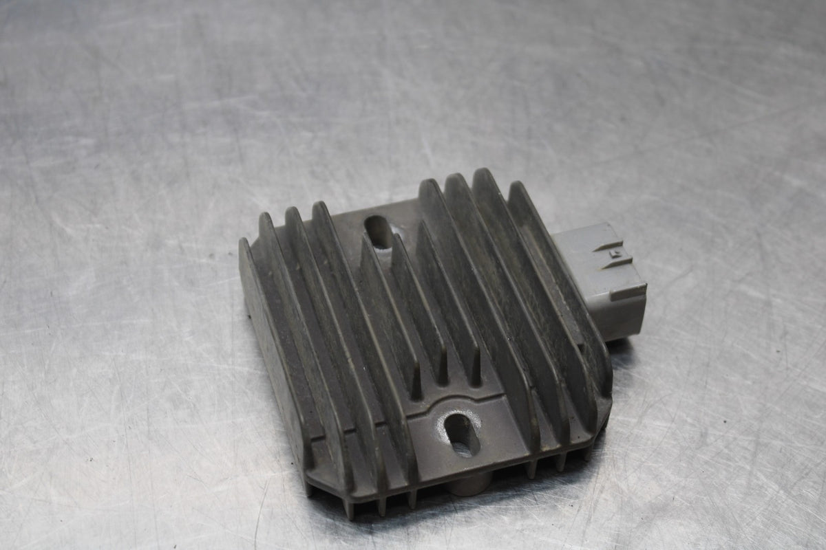 13-17 KAWASAKI NINJA 300 EX300 ABS RECTIFIER VOLTAGE REGULATOR BB189