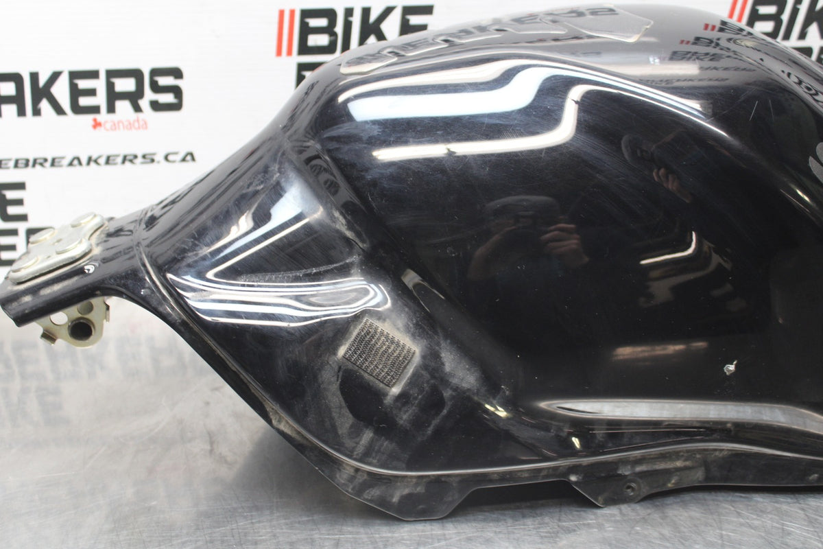 17-24 SUZUKI SV650 GAS TANK FUEL CELL PETROL RESERVOIR BB829