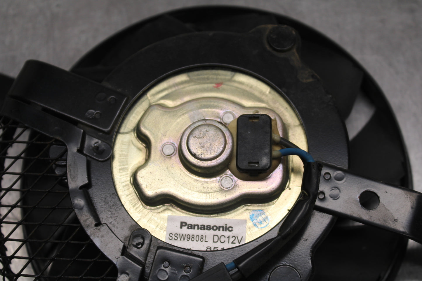 09 SUZUKI GSXR600 ENGINE RADIATOR COOLING FAN BB759