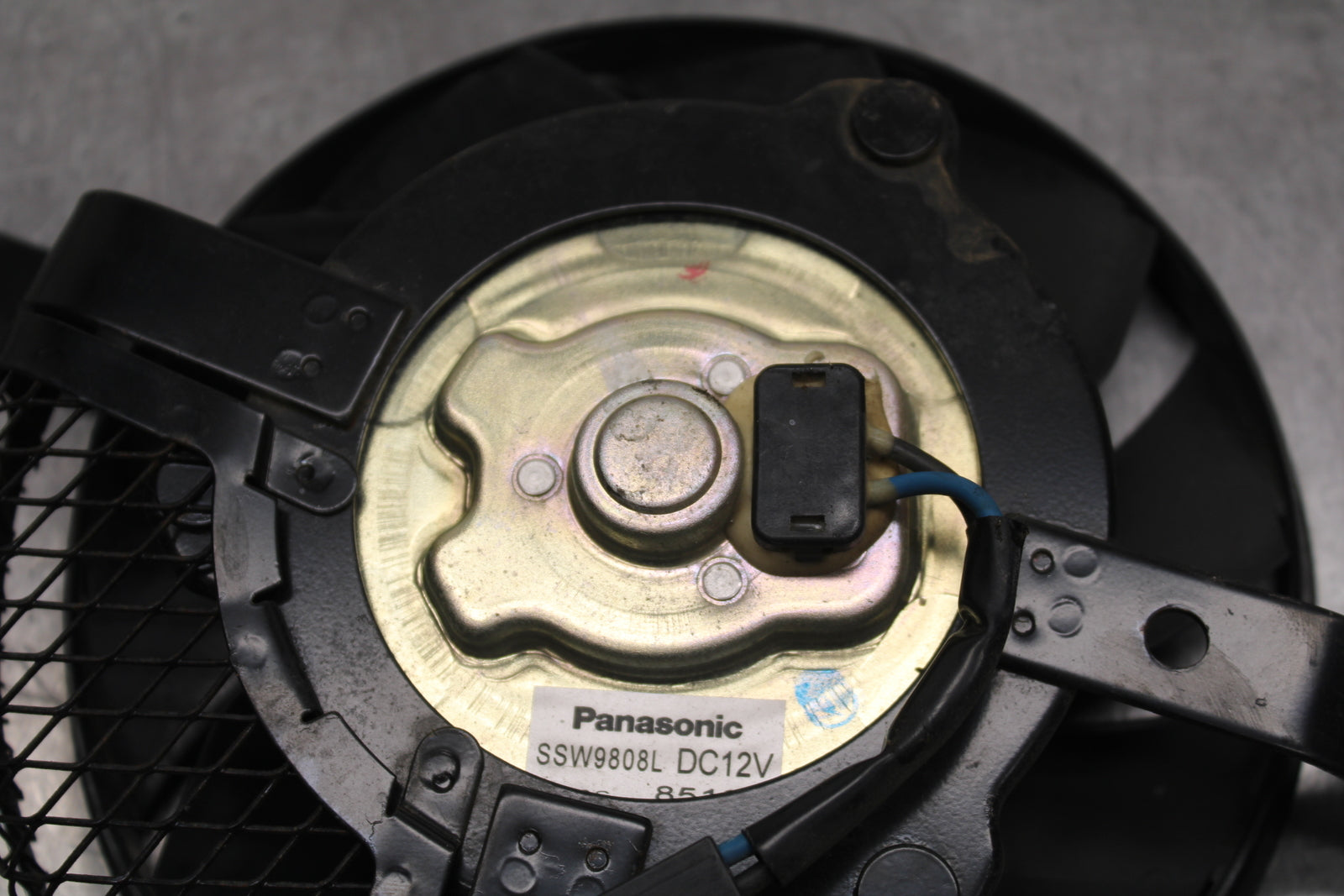 09 SUZUKI GSXR600 ENGINE RADIATOR COOLING FAN BB759