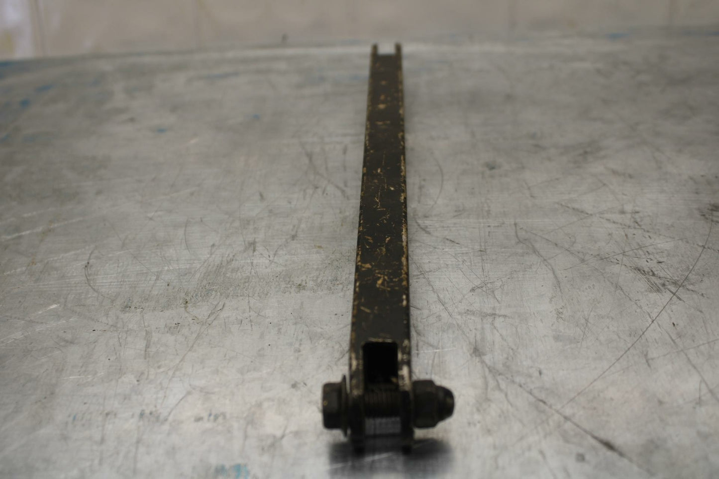 85 YAMAHA RZ500 REAR BACK BRAKE TORQUE ROD SHAFT BAR BB27 B