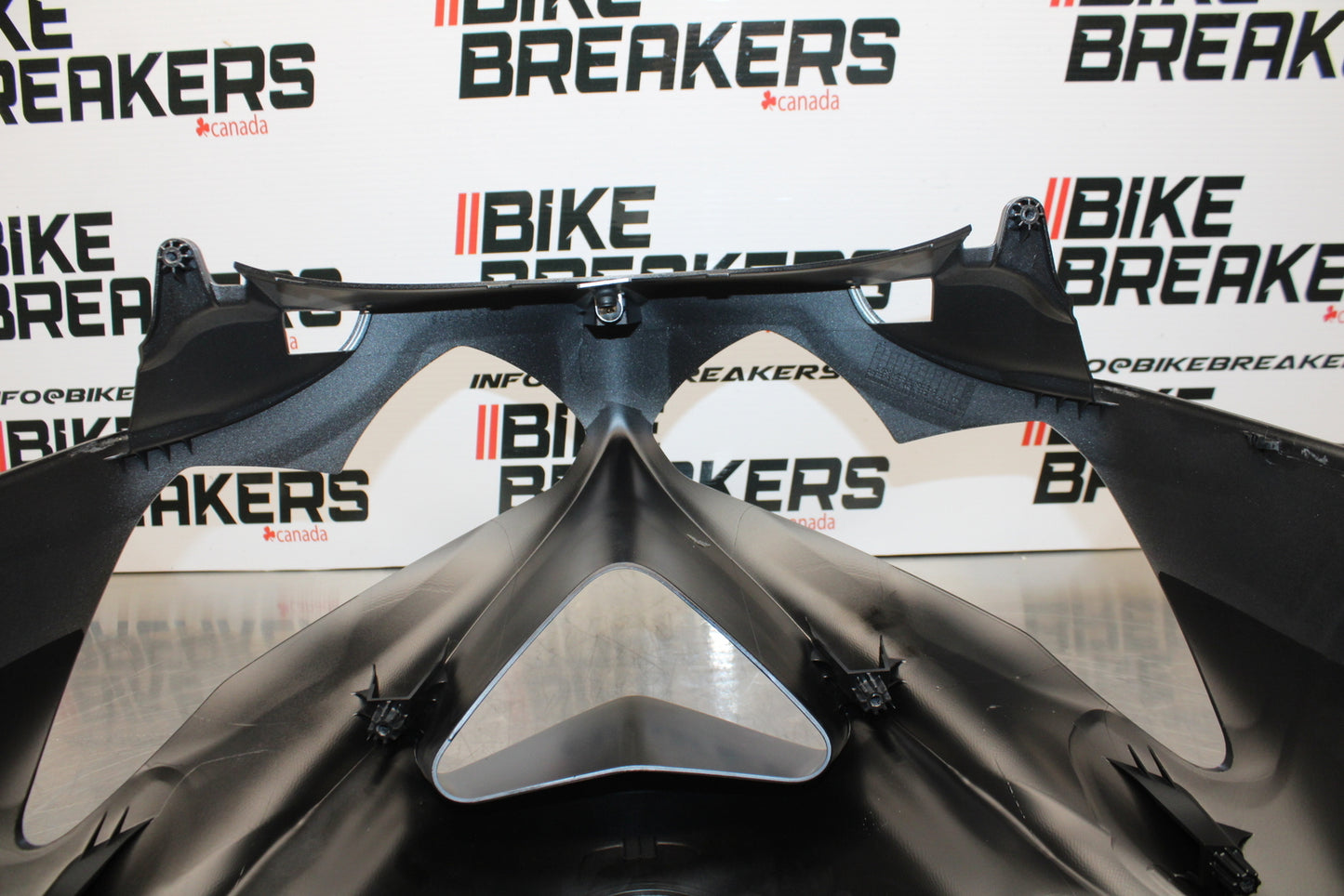 23-24 KAWASAKI NINJA ZX14R NEW!! FRONT UPPER NOSE FAIRING COWL SHROUD BB153