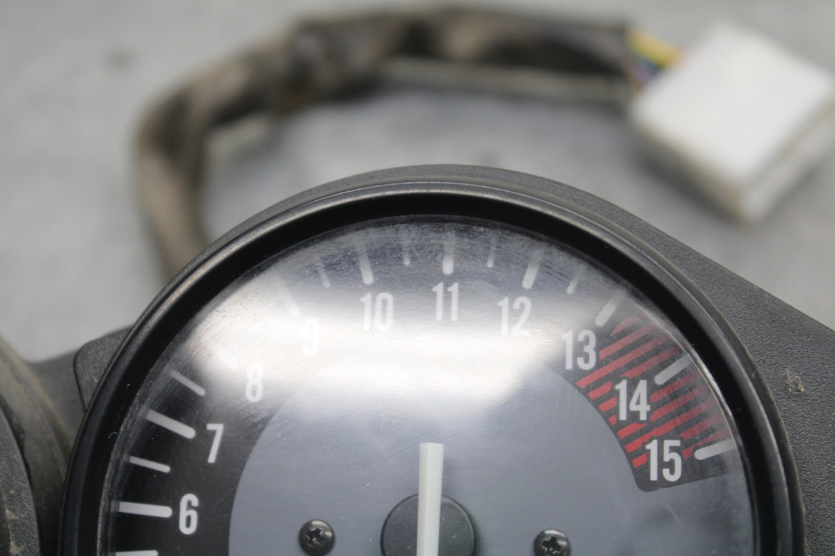 96-07 YAMAHA YZF600R SPEEDO TACH GAUGES CLUSTER SPEEDOMETER TACHOMETER  BB746