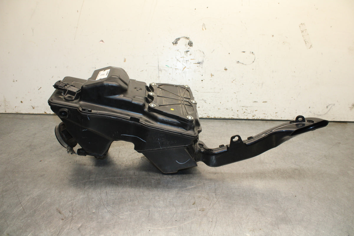 17-24 KTM 390 DUKE AIRBOX AIR INTAKE FILTER BOX BB734