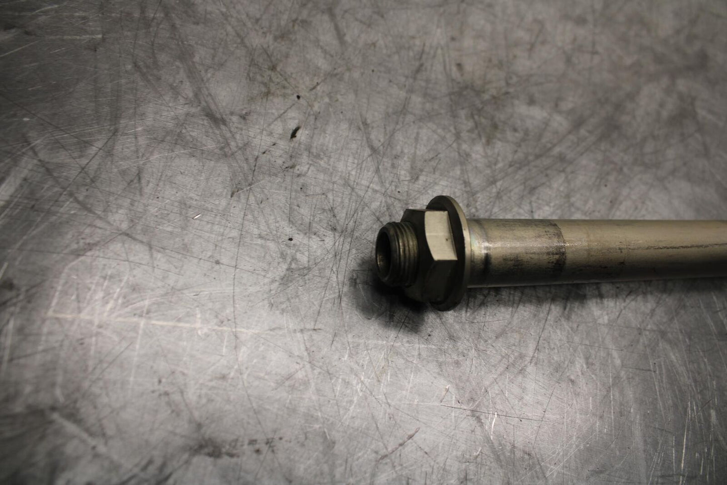 11-21 SUZUKI GSXR750 FRONT WHEEL RIM AXLE PIVOT BOLT BB492