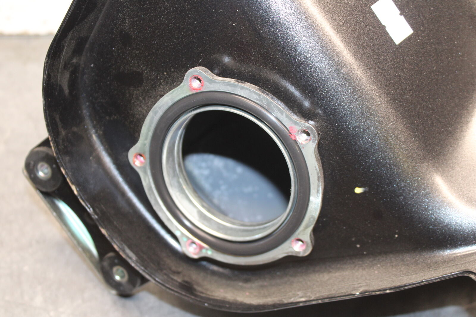 18-23 KAWASAKI NINJA 400 EX400 ABS GAS TANK FUEL CELL PETROL RESERVOIR BB747