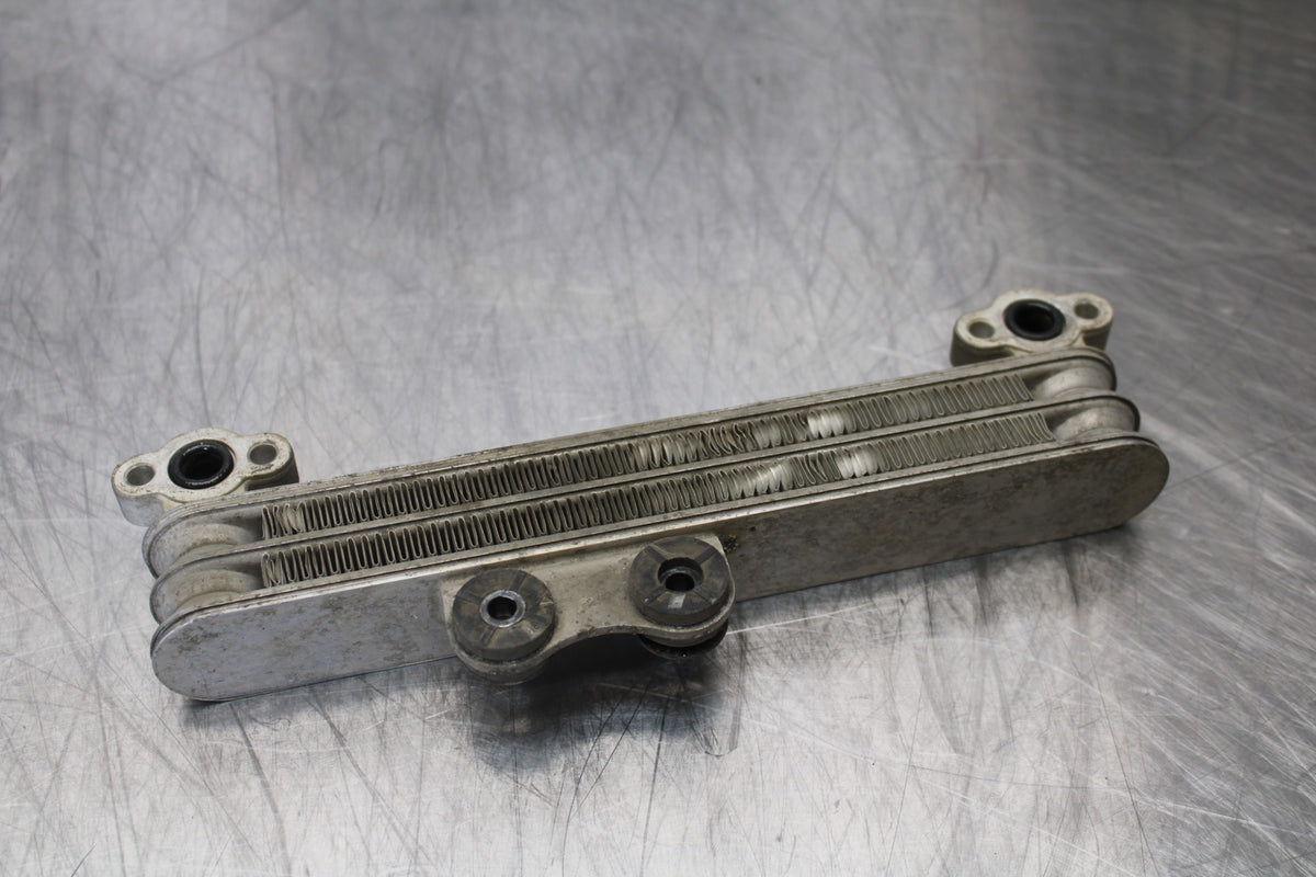 98-05 HONDA SUPER HAWK 1000 VTR1000F ENGINE MOTOR OIL COOLER  BB152