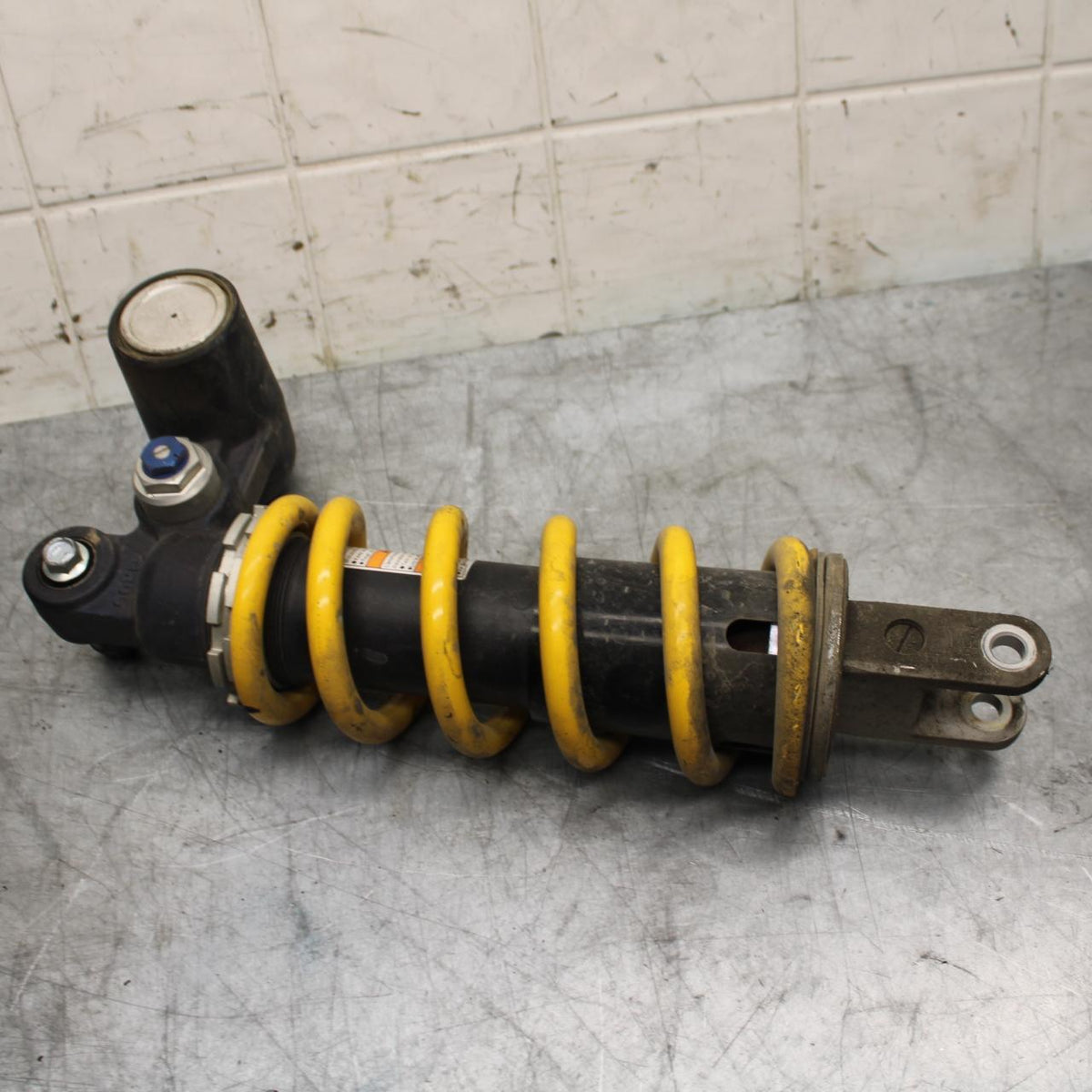 08-09 SUZUKI GSXR600 REAR BACK SHOCK ABSORBER SUSPENSION 62100-37H10-163 BB468 