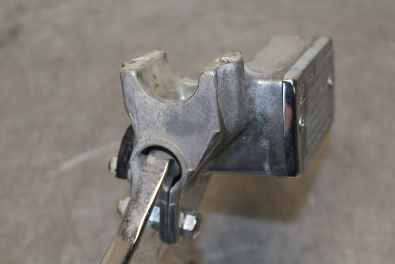 87-03 SUZUKI INTRUDER 1400 VS1400GLP FRONT BRAKE MASTER CYLINDER BB702