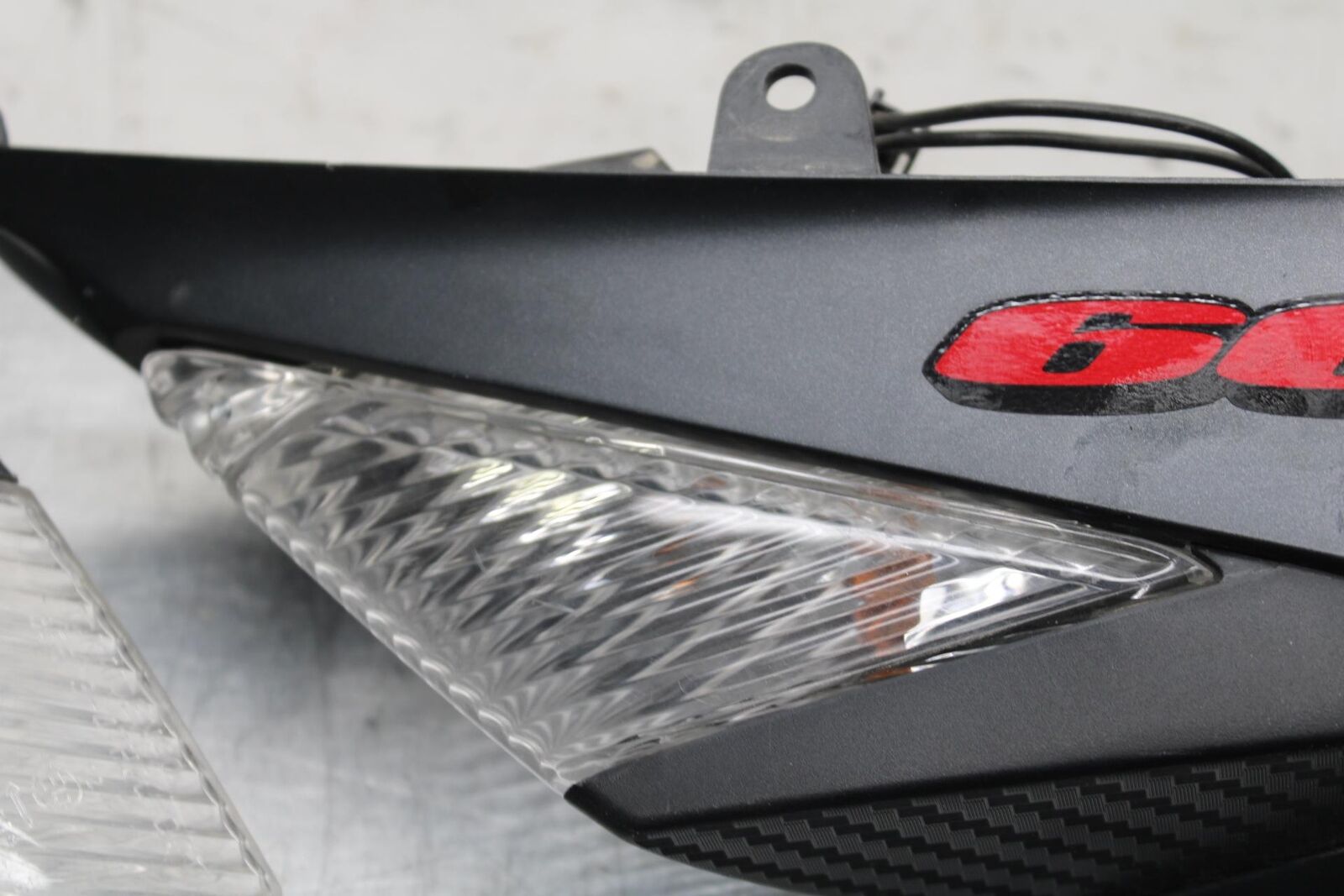 2017 Suzuki GSXR600 REAR LEFT RIGHT TURN SIGNALS LIGHT 35603-47H00 BB598