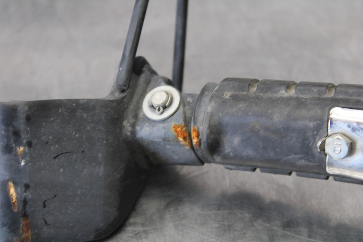 14 HONDA SHADOW 750 VT750C2B RIGHT FRONT FOOT REST PEG STEP BB867