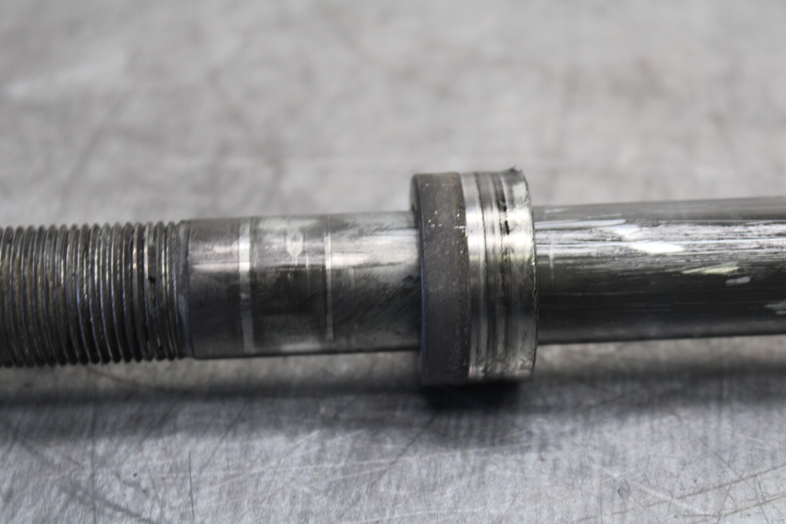 12-17 KAWASAKI ER-6N Z650 FRONT WHEEL RIM AXLE PIVOT BOLT BB709