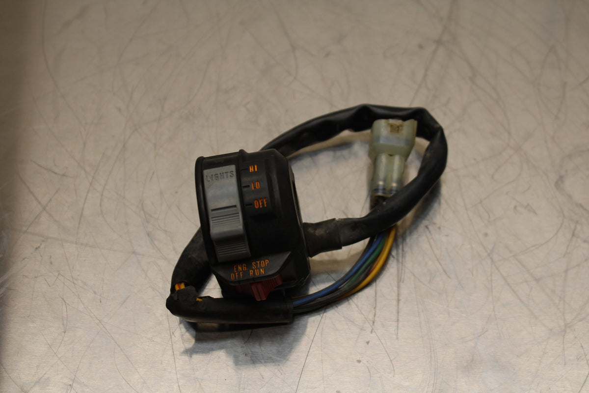 93 YAMAHA BANSHEE 350 LEFT HANDLE HANDLEBAR CONTROL SWITCH SWITCHES BB135