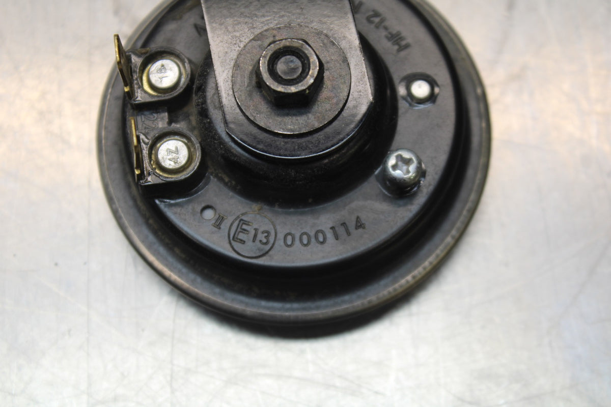 22-25 YAMAHA YZF R7 HORN SIGNAL BB769