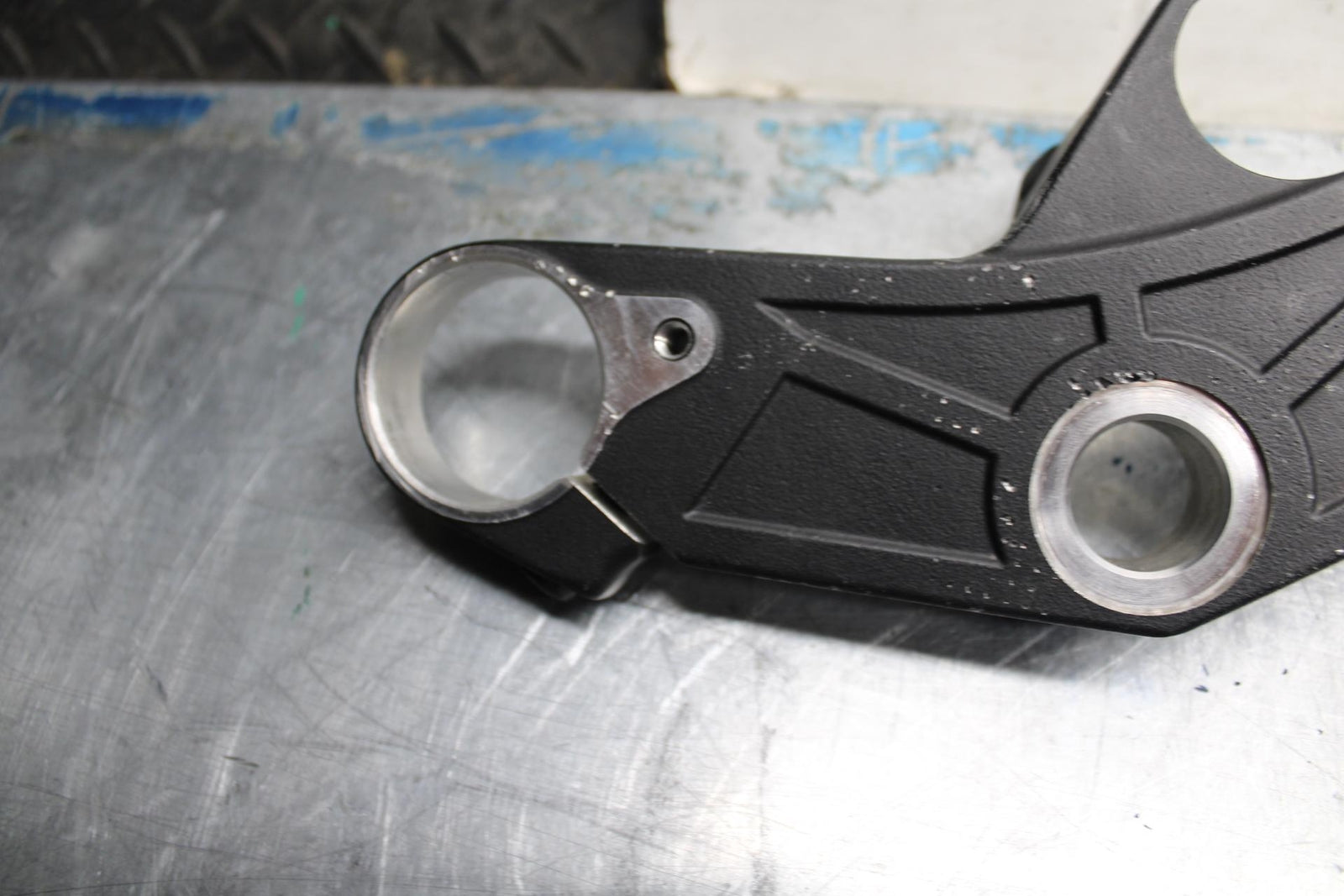 17-18 YAMAHA YZF R3 FORKS UPPER TRIPLE TREE CLAMP BB438