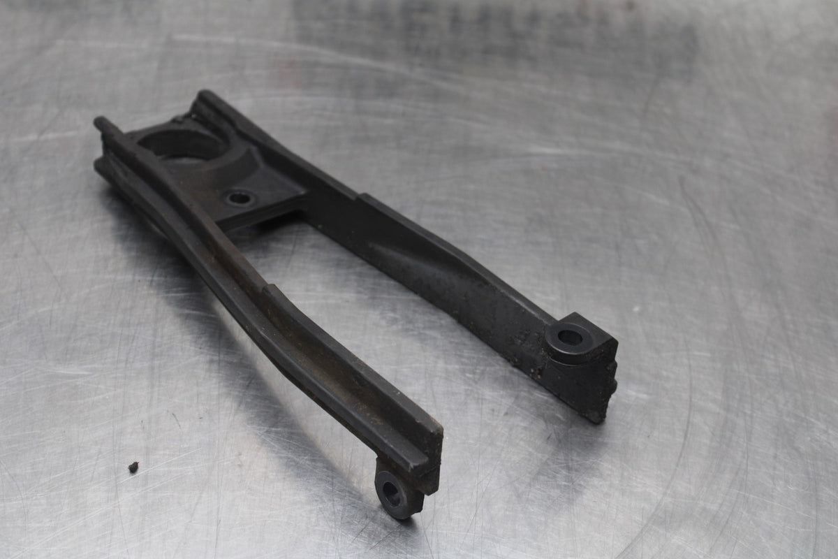 06-07 SUZUKI GSXR 600 SWINGARM CHAIN BUFFER SLIDER GUIDE BB845