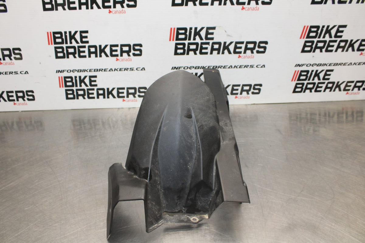 18-26 KAWASAKI Z400 REAR BACK WHEEL TIRE HUGGER FENDER 36.99