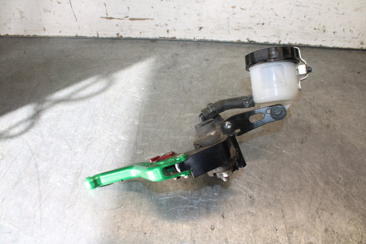 19-23 KAWASAKI NINJA ZX6R FRONT BRAKE MASTER CYLINDER w/ LEVER BB701