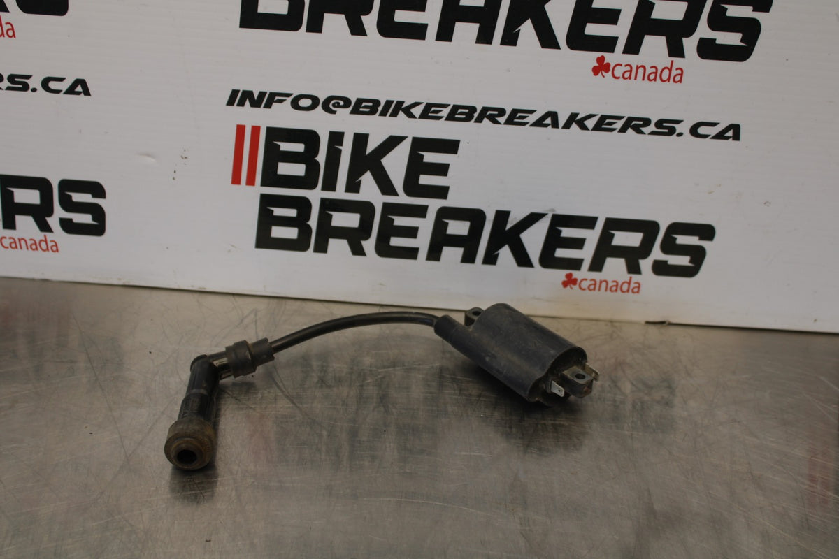 08-18 KAWASAKI KLR650 IGNITION COIL SPARK PLUG CAP  BB183
