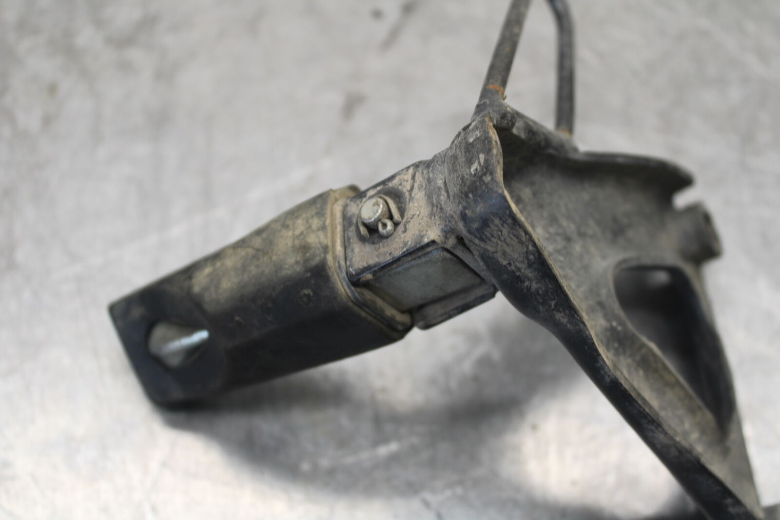 08-18 KAWASAKI KLR650 LEFT REAR BACK PASSENGER PEG BB707