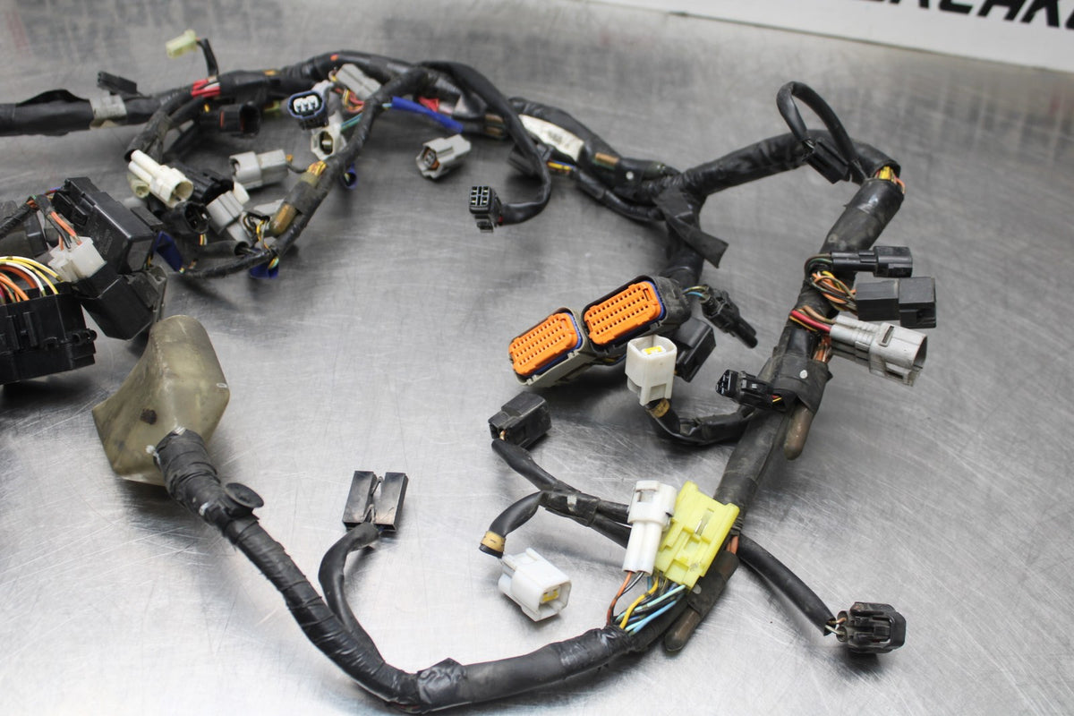 11-24 SUZUKI GSXR750 MAIN ENGINE WIRING HARNESS MOTOR WIRE LOOM BB810-B