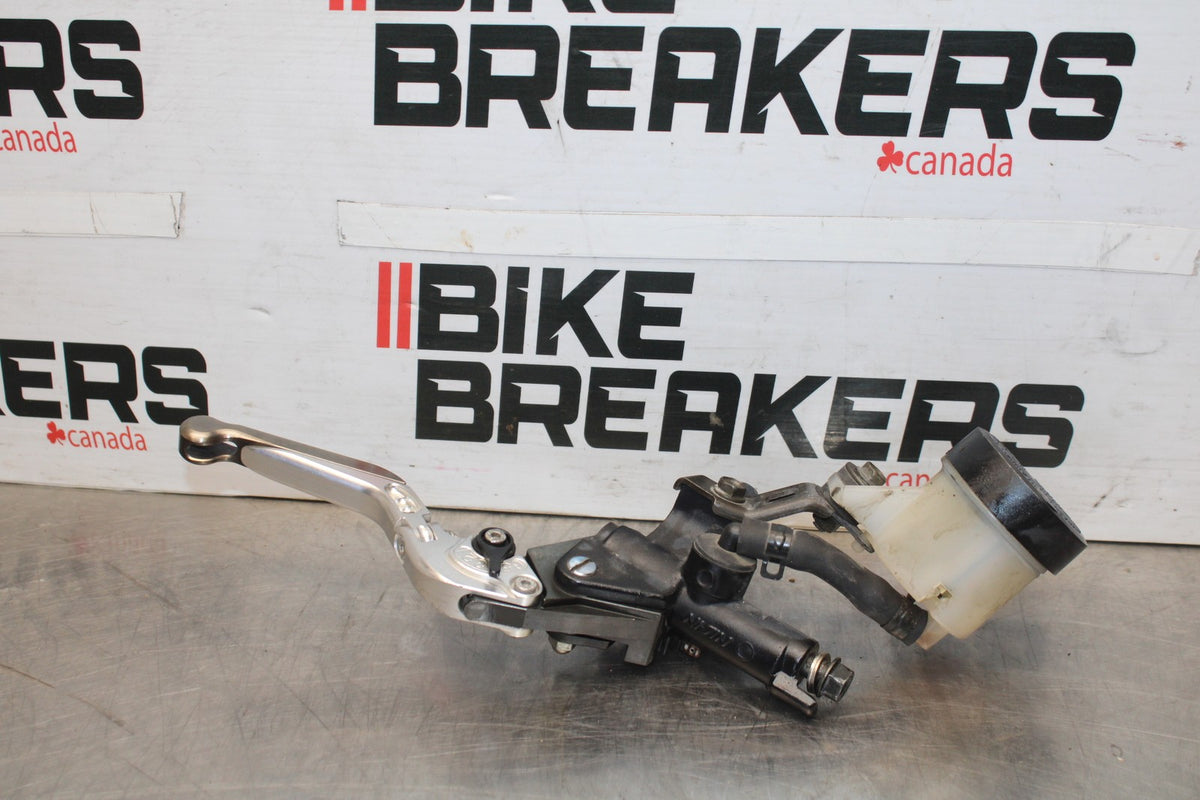 98-05 HONDA SUPER HAWK 1000 VTR1000F FRONT BRAKE MASTER CYLINDER w/ LEVER BB924