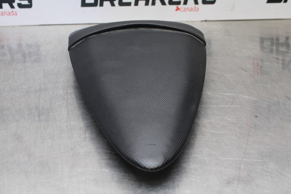 07-08 KAWASAKI NINJA ZX6R REAR BACK PASSENGER TANDEM SEAT PAD SADDLE  BB203