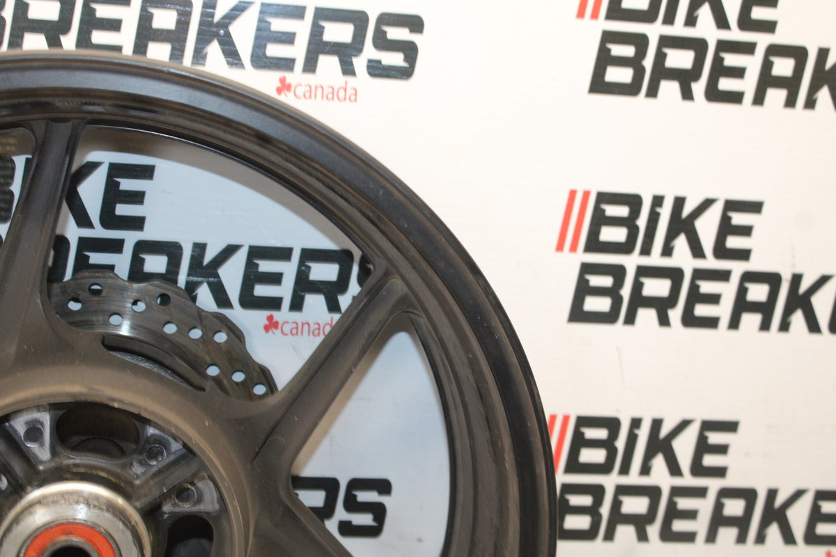 04-05 KAWASAKI NINJA ZX10R REAR WHEEL BACK RIM & ROTOR BB931