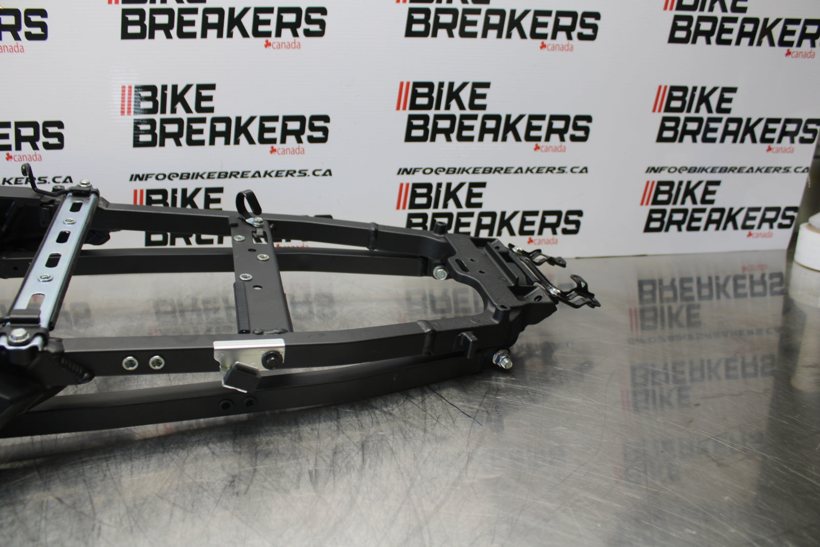 23-24 KAWASAKI NINJA ZX14R NEW!! REAR SUBFRAME BACK SUB FRAME BB153