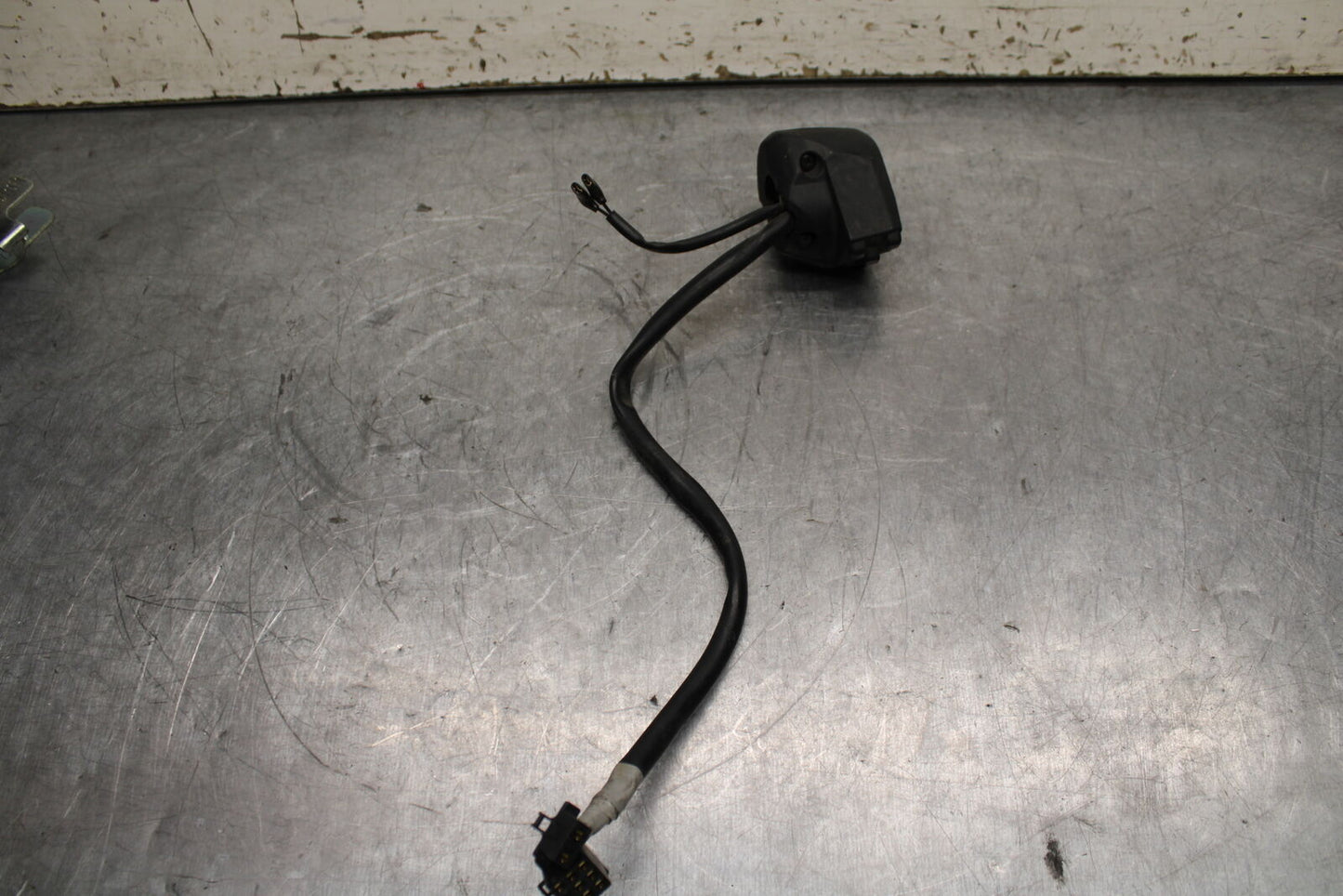 15-16 HONDA CB300F LEFT CLIP ON HANDLE HORN SIGNALS SWITCH SWITCHES BB740