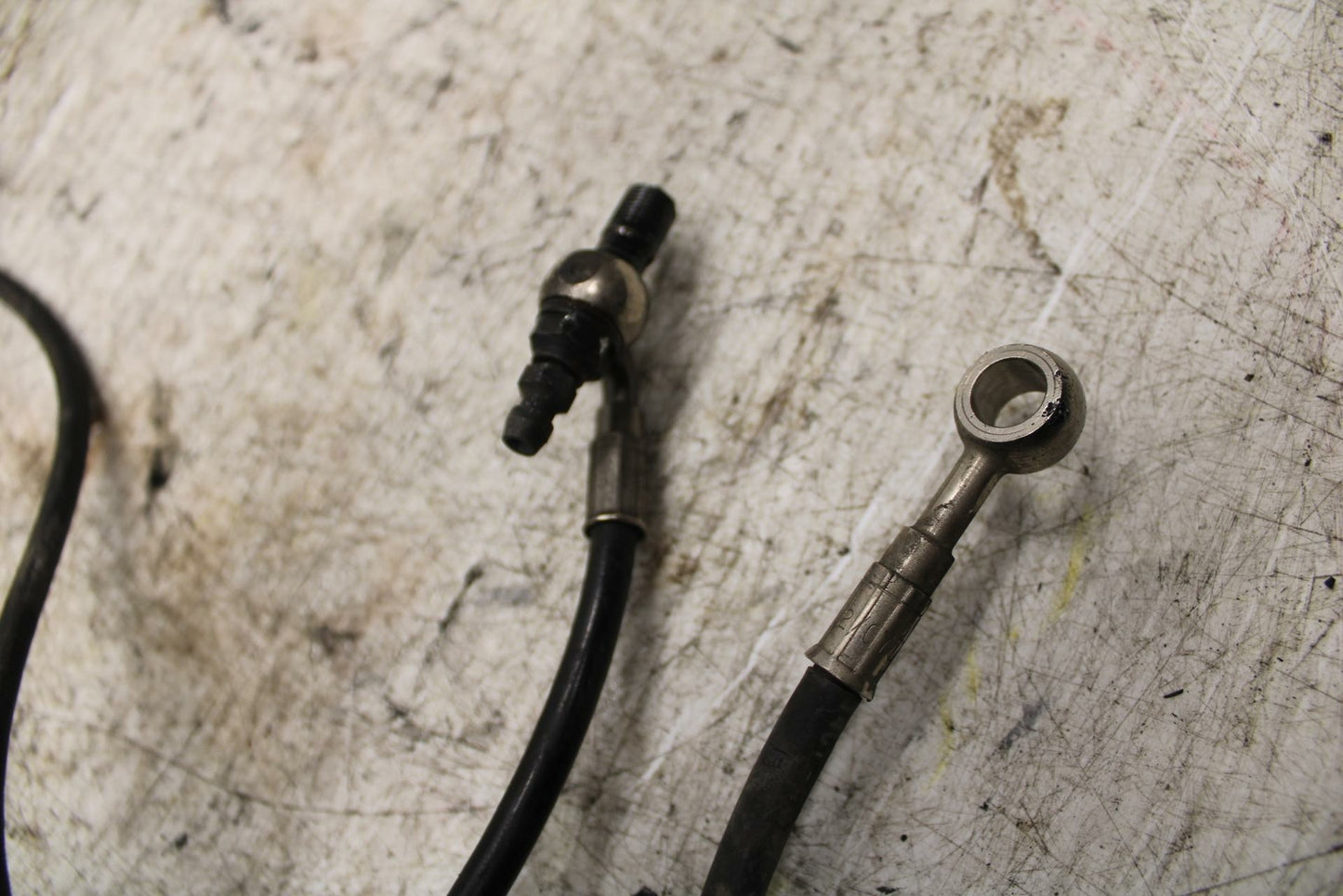 08-10 DUCATI 848  BRAKE HOSE FLUID LINE BB369